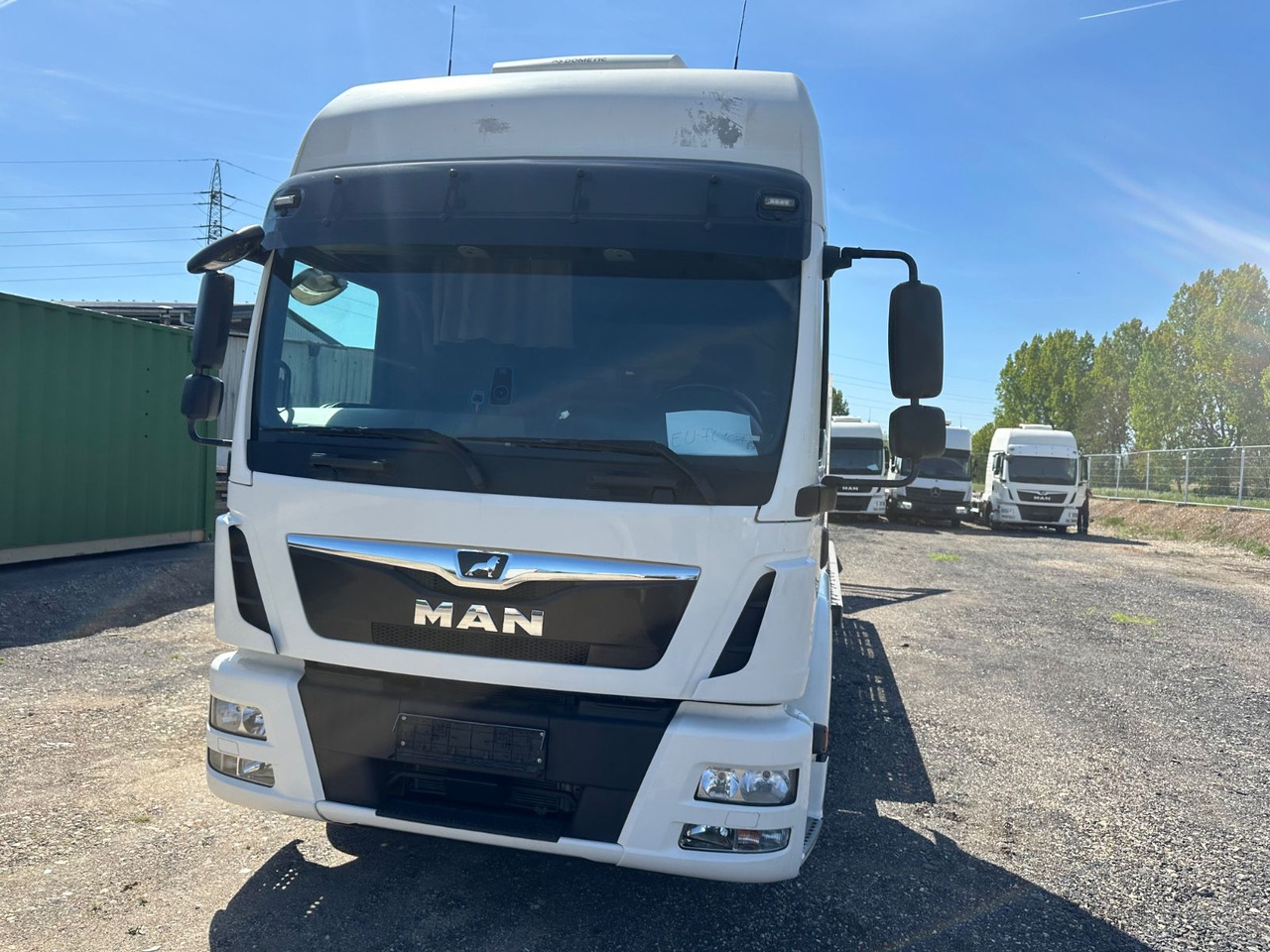 MAN 8.250 TGL*4x L1H1*XLX Kabine*VDI2700*TOP* - Autószállító teherautó: 3 kép. MAN 8.250 TGL*4x L1H1*XLX Kabine*VDI2700*TOP* - Autószállító teherautó: 3 kép.