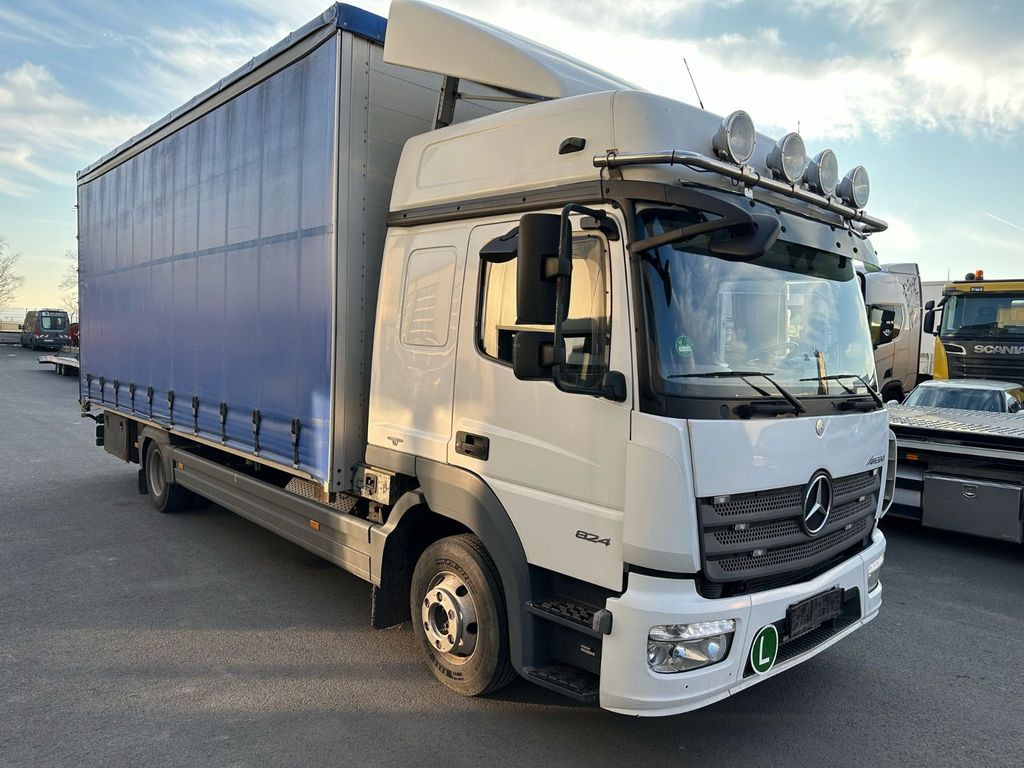 Mercedes-Benz Atego 824 Top-Ausstattung*Plane-Pritsche*Top - Ponyvás teherautó: 1 kép. Mercedes-Benz Atego 824 Top-Ausstattung*Plane-Pritsche*Top - Ponyvás teherautó: 1 kép.