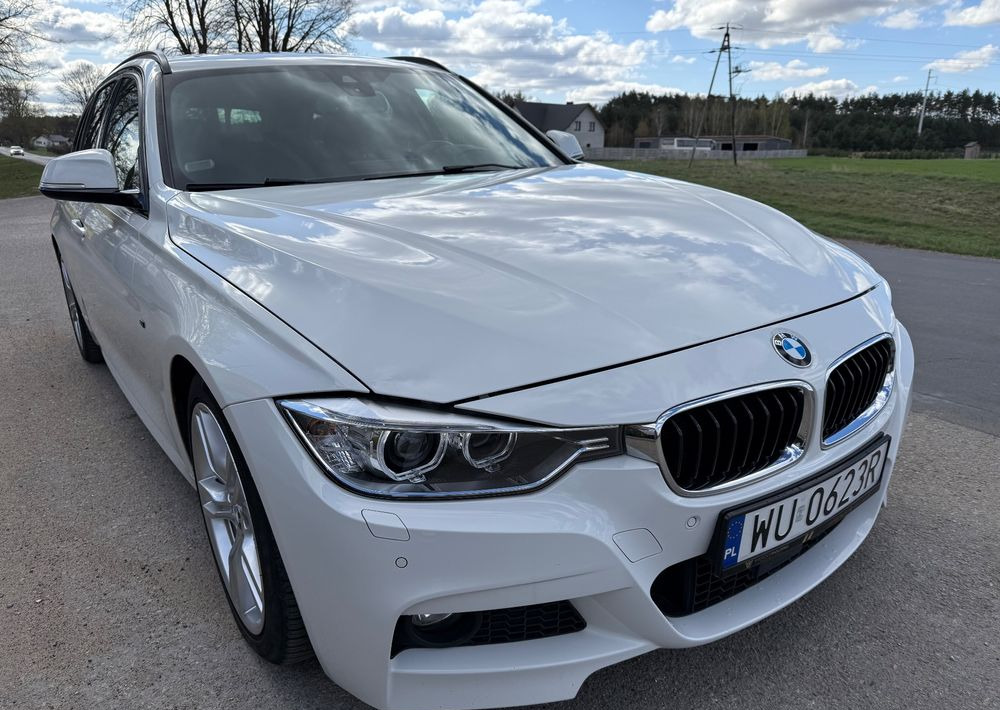 BMW Seria 3 320d Touring xDrive Sport-Aut Sport Line - Autó: 3 kép. BMW Seria 3 320d Touring xDrive Sport-Aut Sport Line - Autó: 3 kép.