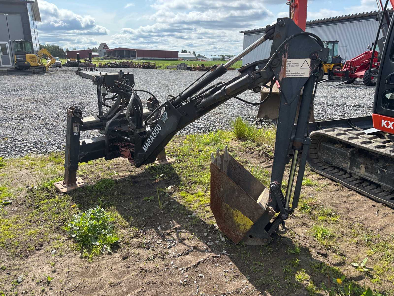 Backhoe Attachment Mara 550 - Kanál: 4 kép. Backhoe Attachment Mara 550 - Kanál: 4 kép.