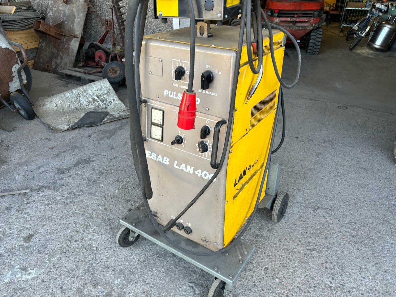ESAB LAN 400 welding machine - Hegesztőberendezés: 3 kép. ESAB LAN 400 welding machine - Hegesztőberendezés: 3 kép.