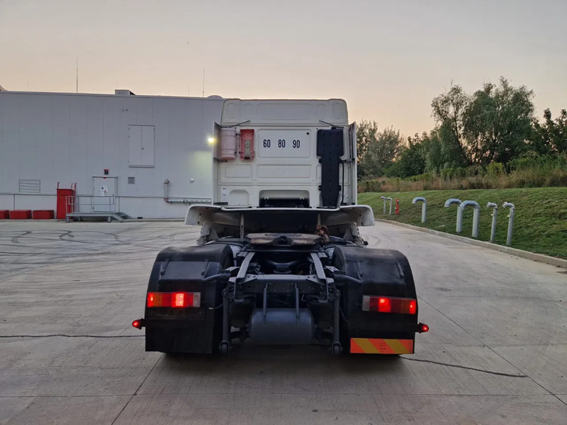 DAF XF 106.460 - Terminál targoncá: 5 kép. DAF XF 106.460 - Terminál targoncá: 5 kép.