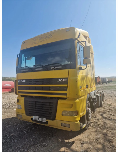DAF XF 95.430 - Nyergesvontató: 4 kép. DAF XF 95.430 - Nyergesvontató: 4 kép.