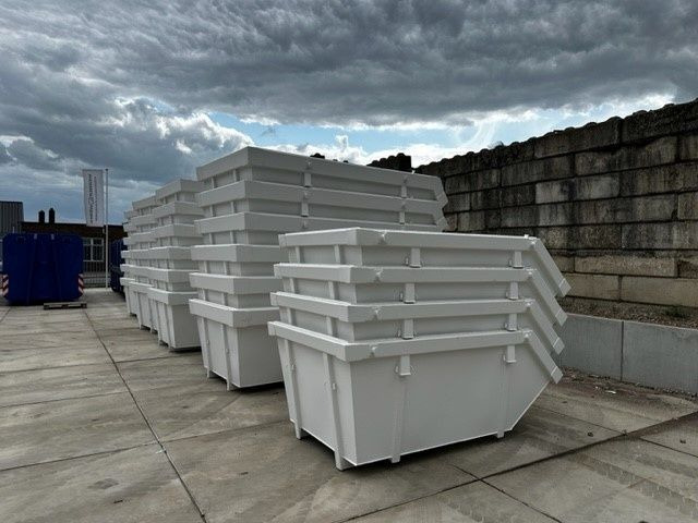 Sidalco nieuwe 3 m3 puinbakjes - Sittes konténer: 2 kép. Sidalco nieuwe 3 m3 puinbakjes - Sittes konténer: 2 kép.