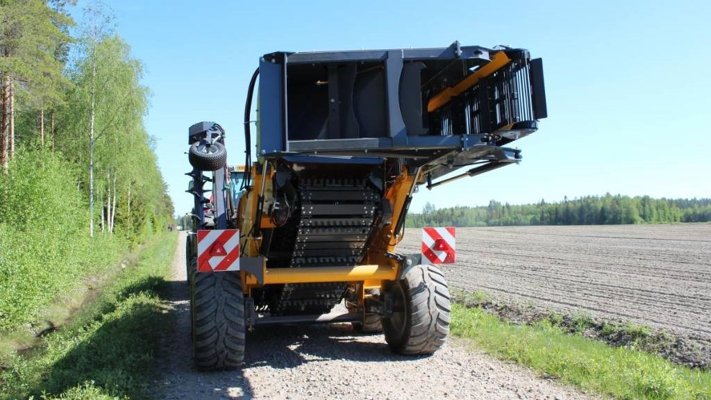Elho Scorpio 550SF - Talajművelő gep: 5 kép. Elho Scorpio 550SF - Talajművelő gep: 5 kép.