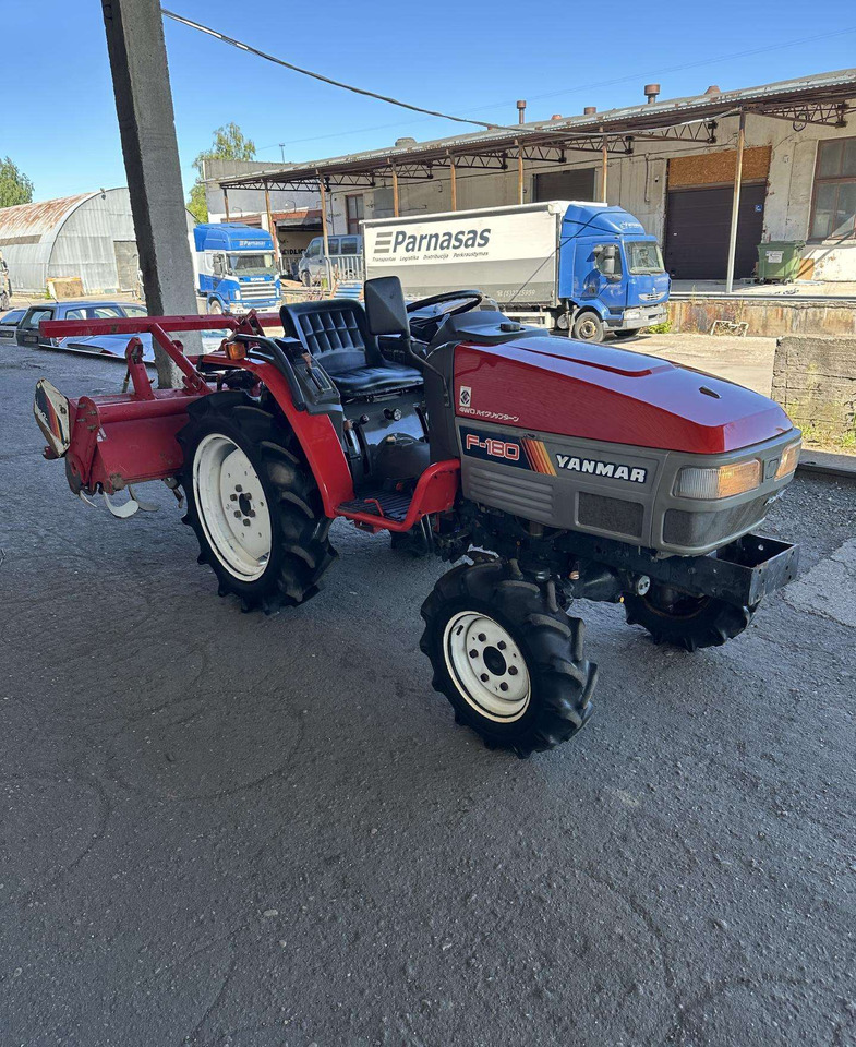 Yanmar F-180 - Traktor: 1 kép. Yanmar F-180 - Traktor: 1 kép.