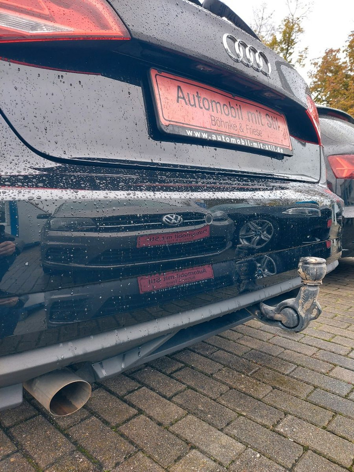 Audi A3 Sportback Xenon Navi Tempo PDC AHK - Kombi: 2 kép. Audi A3 Sportback Xenon Navi Tempo PDC AHK - Kombi: 2 kép.