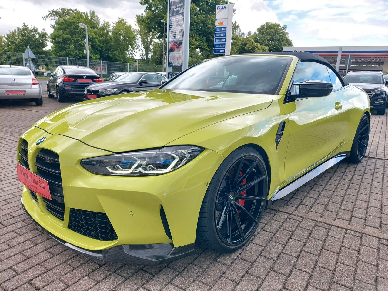 BMW M4 Cabrio G83 xDrive Competition M-Sport H&K - Autó: 5 kép. BMW M4 Cabrio G83 xDrive Competition M-Sport H&K - Autó: 5 kép.