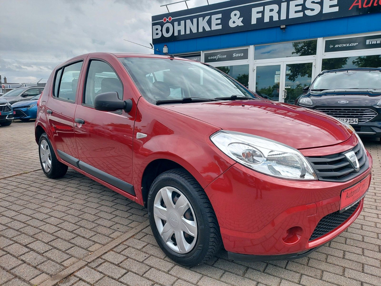 Dacia Sandero 1.4 MPI CD-Radio M+S - Szedán: 1 kép. Dacia Sandero 1.4 MPI CD-Radio M+S - Szedán: 1 kép.
