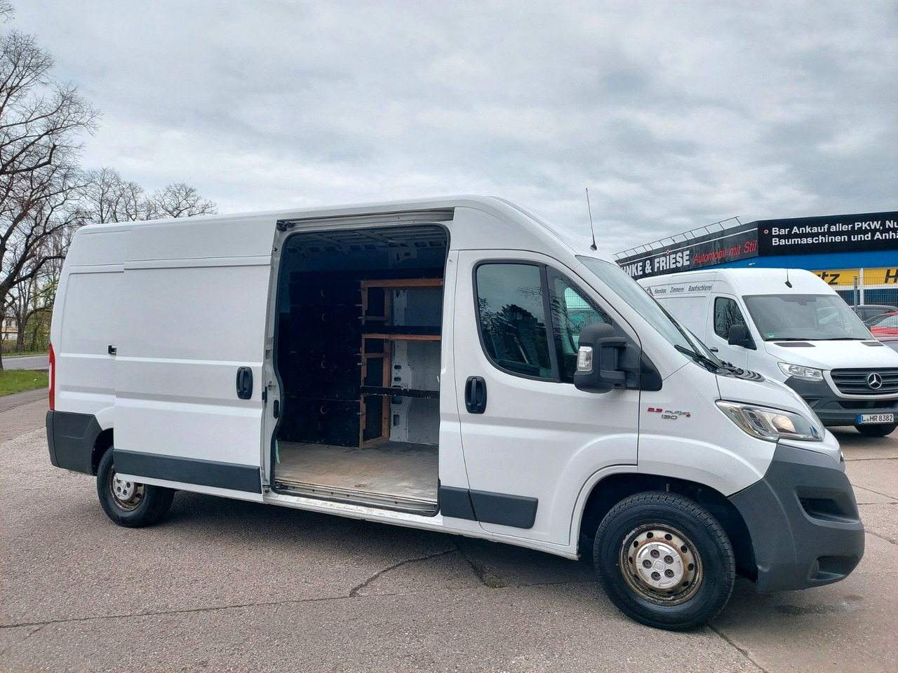 Fiat Ducato Grossr.-Kasten 35 130 L4H2 RS: 4035 mm - Kisbusz: 1 kép. Fiat Ducato Grossr.-Kasten 35 130 L4H2 RS: 4035 mm - Kisbusz: 1 kép.