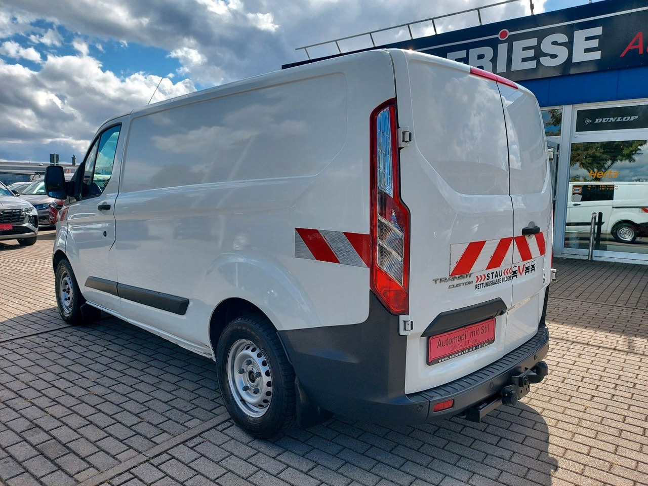 Ford Transit Custom Tourneo Kasten 290 L1 Standheiz. - Kisbusz: 5 kép. Ford Transit Custom Tourneo Kasten 290 L1 Standheiz. - Kisbusz: 5 kép.