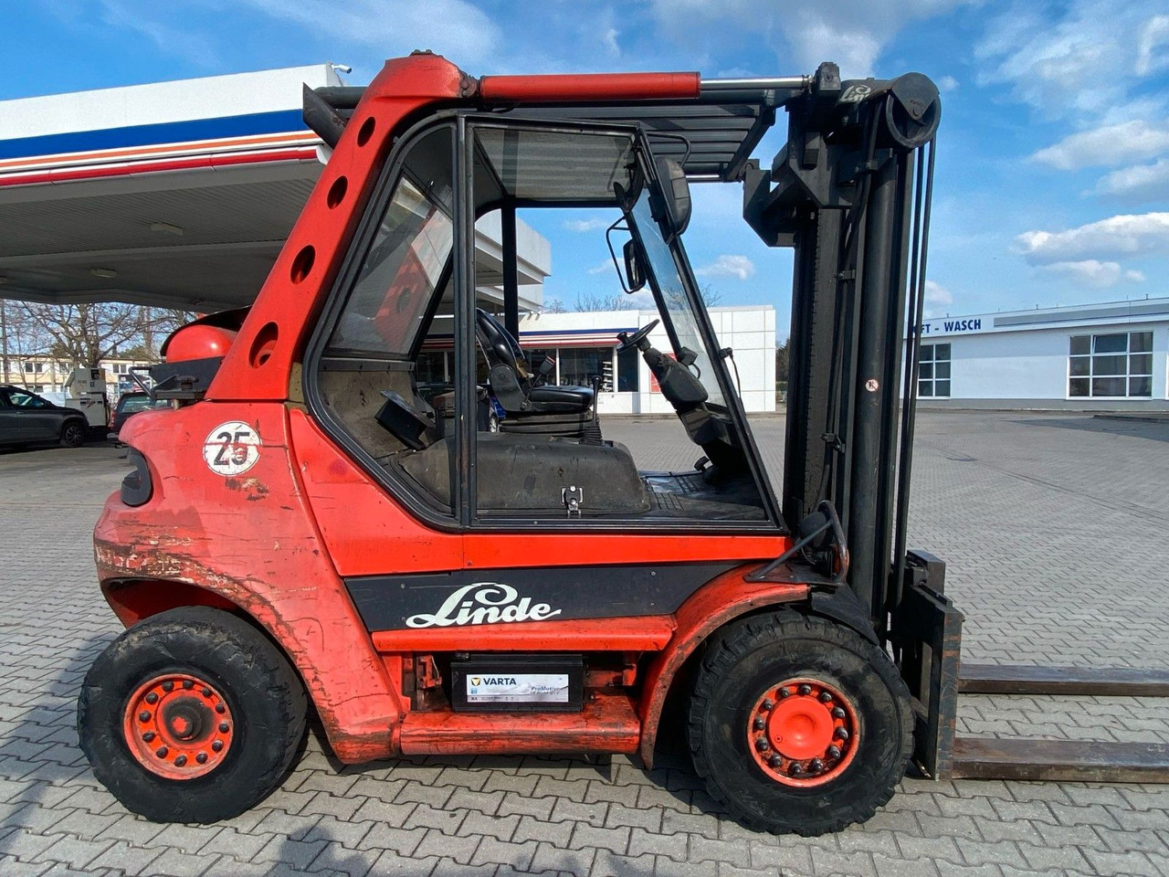 Linde H50T-02 GAS 2790 STD. 5000 KG HUB - Villás targonca: 1 kép. Linde H50T-02 GAS 2790 STD. 5000 KG HUB - Villás targonca: 1 kép.