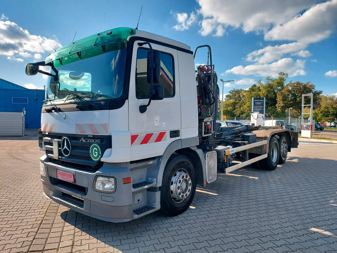 Mercedes-Benz Actros 6-Zyl. 2541 HMF KRAN ABROLLKIPPER - Horgos rakodó teherautó, Darus autó: 3 kép. Mercedes-Benz Actros 6-Zyl. 2541 HMF KRAN ABROLLKIPPER - Horgos rakodó teherautó, Darus autó: 3 kép.