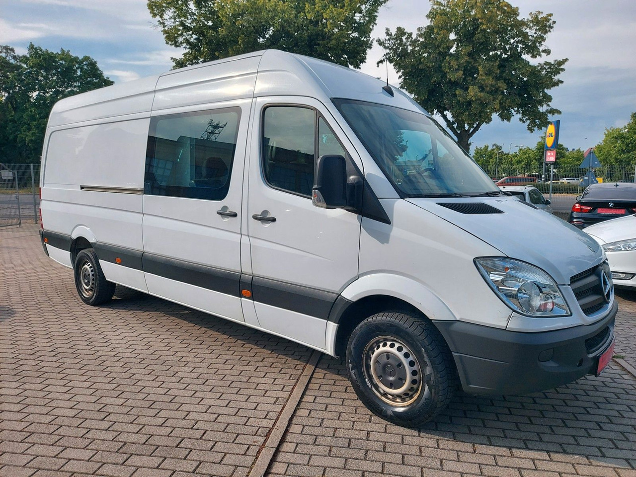 Mercedes-Benz Sprinter II Kasten 316 CDI MIXTO 6 SITZER MAXI - Kisbusz: 3 kép. Mercedes-Benz Sprinter II Kasten 316 CDI MIXTO 6 SITZER MAXI - Kisbusz: 3 kép.
