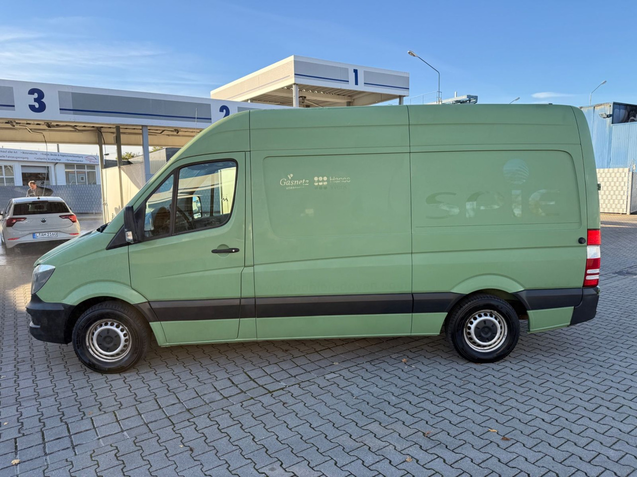 Mercedes-Benz Sprinter II Kasten 316 CDI hoch Klima Standheiz - Kisbusz: 3 kép. Mercedes-Benz Sprinter II Kasten 316 CDI hoch Klima Standheiz - Kisbusz: 3 kép.