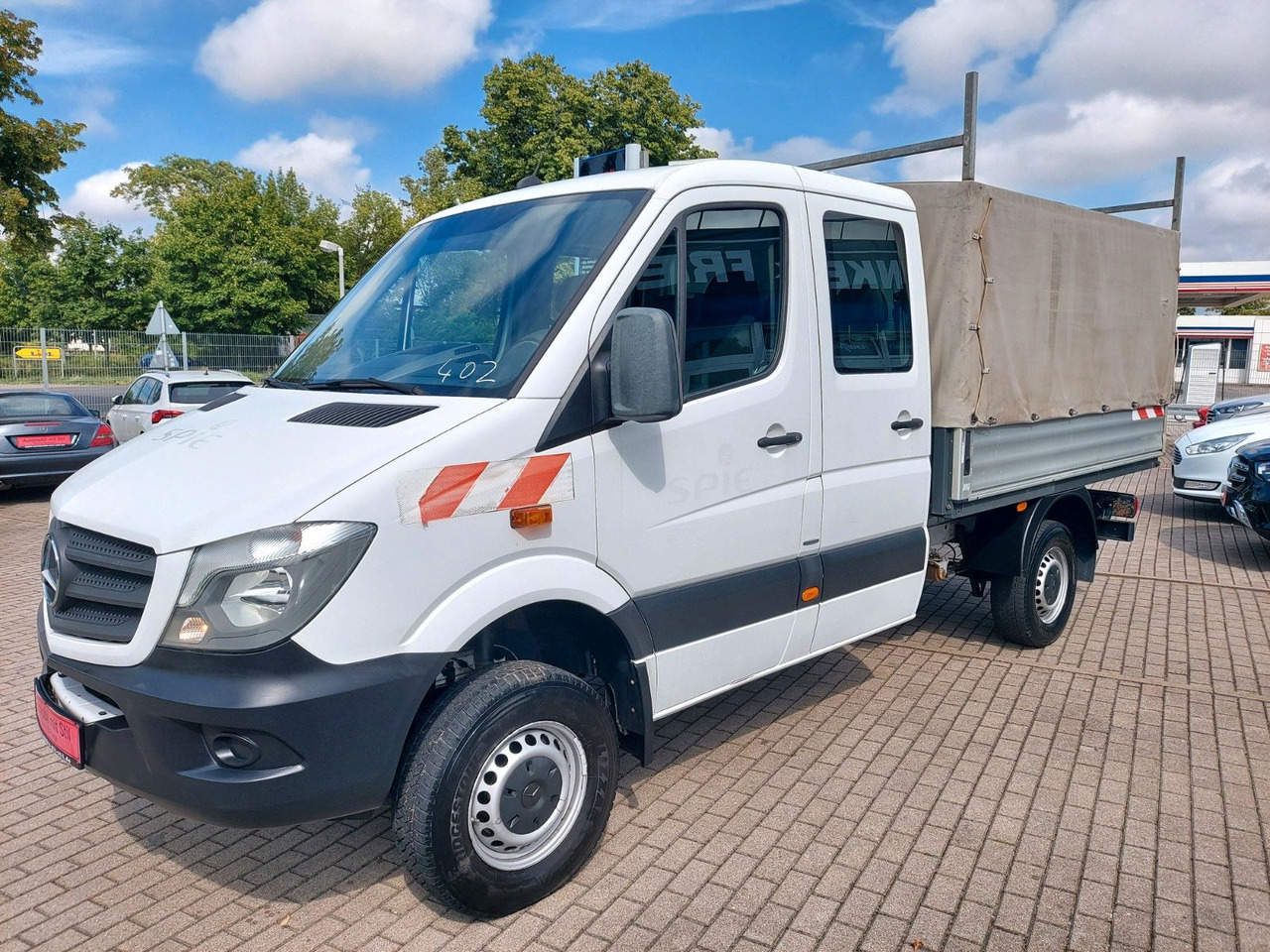 Mercedes-Benz Sprinter II Pritsche DoKa 316 4X4 Klima Standhei - Ponyvás kisteherautó, Duplakabinos kisteherautó: 4 kép. Mercedes-Benz Sprinter II Pritsche DoKa 316 4X4 Klima Standhei - Ponyvás kisteherautó, Duplakabinos kisteherautó: 4 kép.