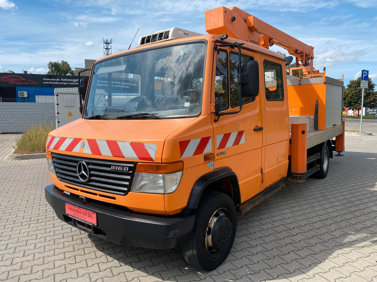 Mercedes-Benz VARIO 816D 4x4 HUB Steiger Ruthmann K130 - Emelőkosaras teherautó: 5 kép. Mercedes-Benz VARIO 816D 4x4 HUB Steiger Ruthmann K130 - Emelőkosaras teherautó: 5 kép.