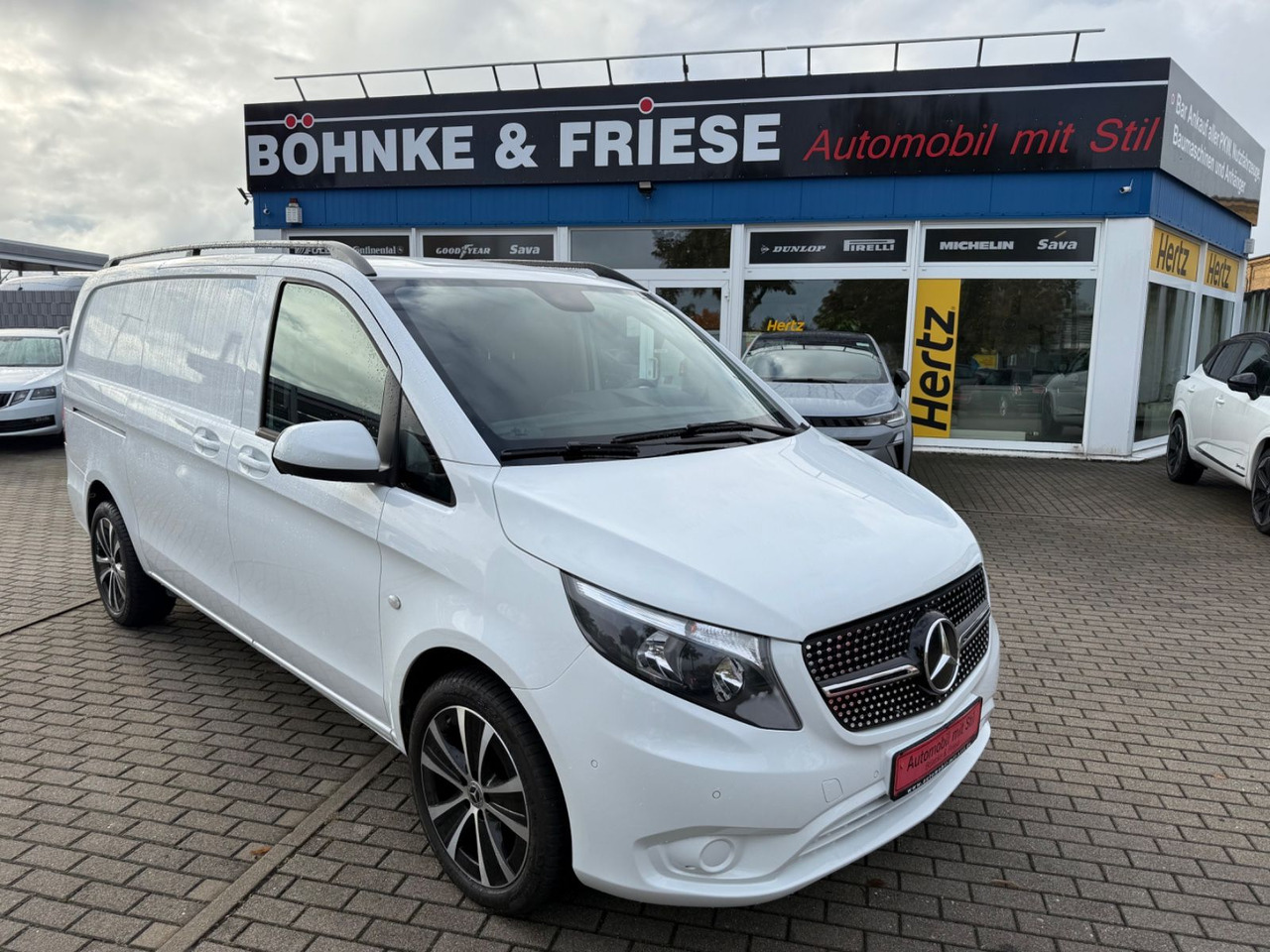 Mercedes-Benz Vito Kasten 114 CDI RWD lang KLIMA NAVI KAMERA P - Kisbusz: 1 kép. Mercedes-Benz Vito Kasten 114 CDI RWD lang KLIMA NAVI KAMERA P - Kisbusz: 1 kép.