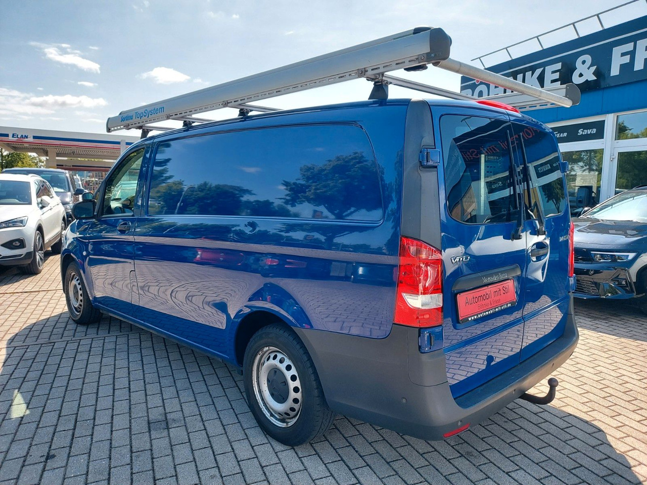 Mercedes-Benz Vito Kasten 114 RWD Lang Autom. Klima Tempo PDC - Kisbusz: 5 kép. Mercedes-Benz Vito Kasten 114 RWD Lang Autom. Klima Tempo PDC - Kisbusz: 5 kép.