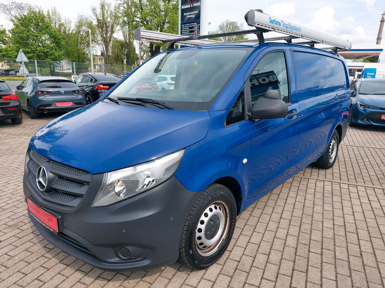 Mercedes-Benz Vito Kasten 114 RWD Lang Autom. Klima Tempo PDC - Kisbusz: 5 kép. Mercedes-Benz Vito Kasten 114 RWD Lang Autom. Klima Tempo PDC - Kisbusz: 5 kép.