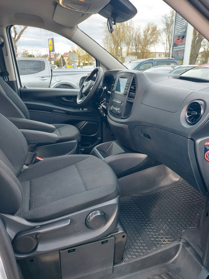 Mercedes-Benz Vito Mixto 114 CDI 4x4 Extralang 5 Sitze LED lízing Mercedes-Benz Vito Mixto 114 CDI 4x4 Extralang 5 Sitze LED: 19 kép.