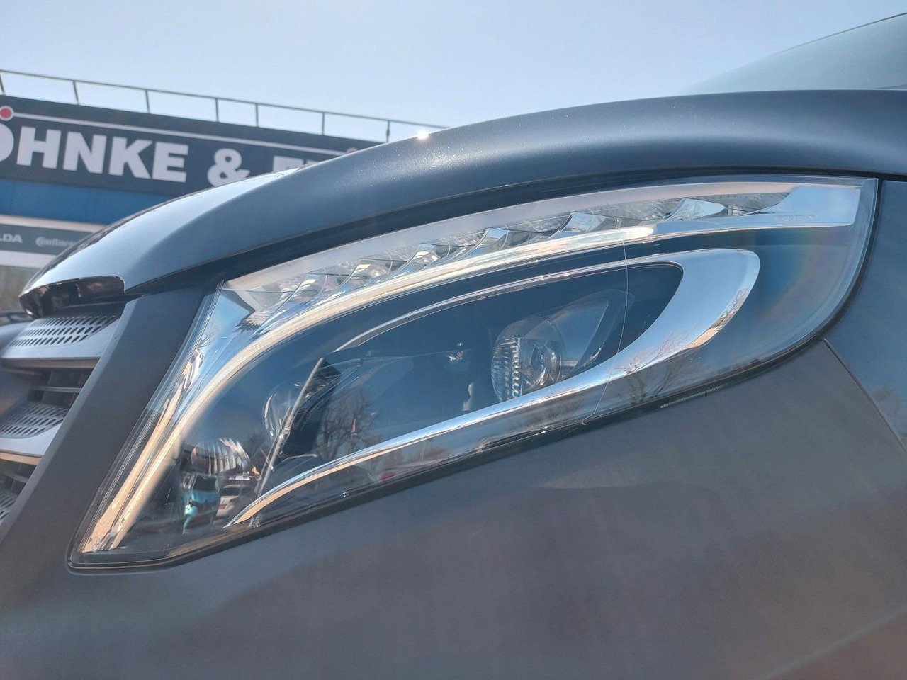 Mercedes-Benz Vito Mixto 116CDI Lang Autom. LED 6 SITZE KAMERA - Kisbusz: 2 kép. Mercedes-Benz Vito Mixto 116CDI Lang Autom. LED 6 SITZE KAMERA - Kisbusz: 2 kép.