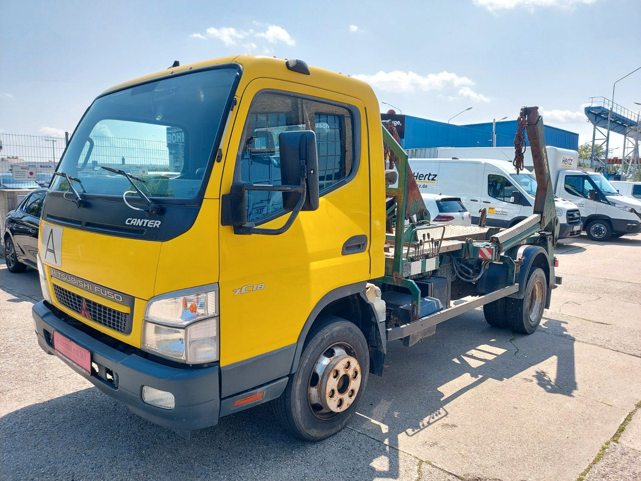 Mitsubishi Canter 7C18 Absetzer Kipper Meier Ratio 4500kg - Konténerszállító: 1 kép. Mitsubishi Canter 7C18 Absetzer Kipper Meier Ratio 4500kg - Konténerszállító: 1 kép.