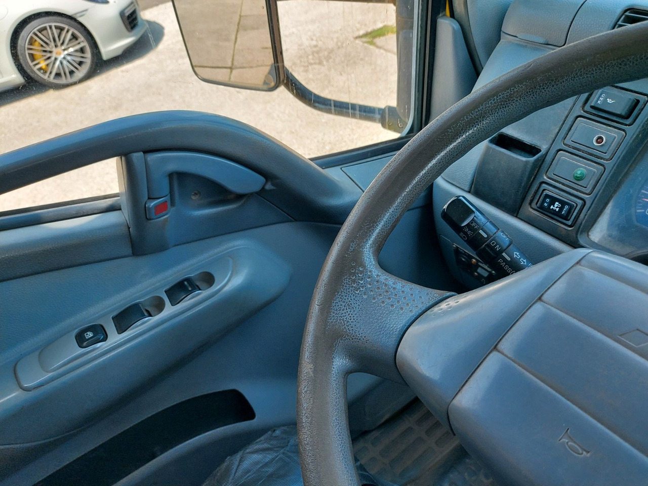 Billenőplatós kisteherautó Mitsubishi Canter 7C18 Absetzer Kipper Meier Ratio 4500kg: 14 kép.