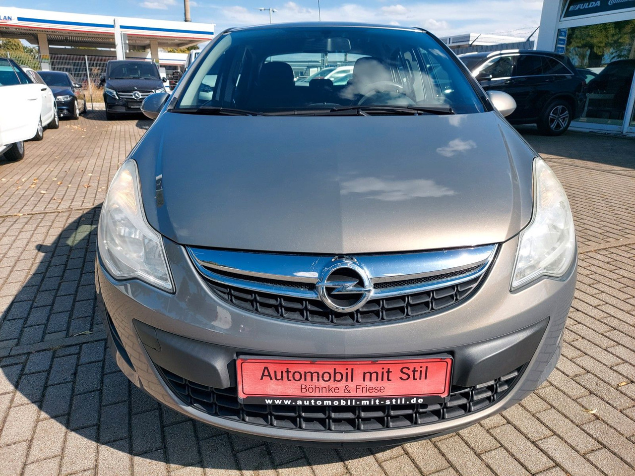 Opel Corsa D Edition Klima - Autó: 2 kép. Opel Corsa D Edition Klima - Autó: 2 kép.