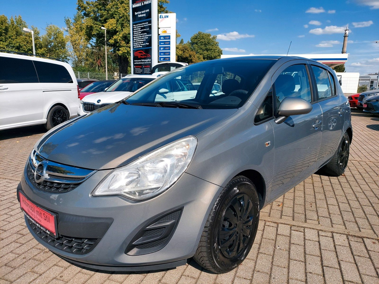 Opel Corsa D Edition Klima - Autó: 3 kép. Opel Corsa D Edition Klima - Autó: 3 kép.