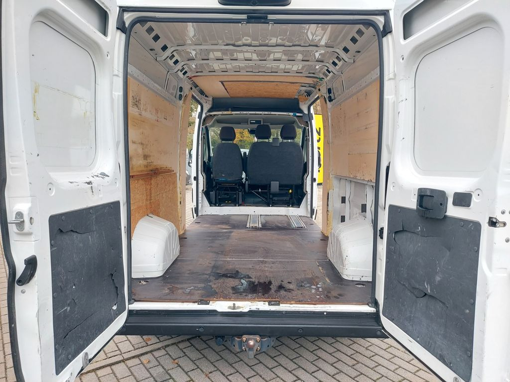 Peugeot Boxer Kasten Hoch L3H2 lang Klima 2x Schiebetür Peugeot Boxer Kasten Hoch L3H2 lang Klima 2x Schiebetür - Minibusz, Kisbusz: 2 kép. Peugeot Boxer Kasten Hoch L3H2 lang Klima 2x Schiebetür Peugeot Boxer Kasten Hoch L3H2 lang Klima 2x Schiebetür - Minibusz, Kisbusz: 2 kép.