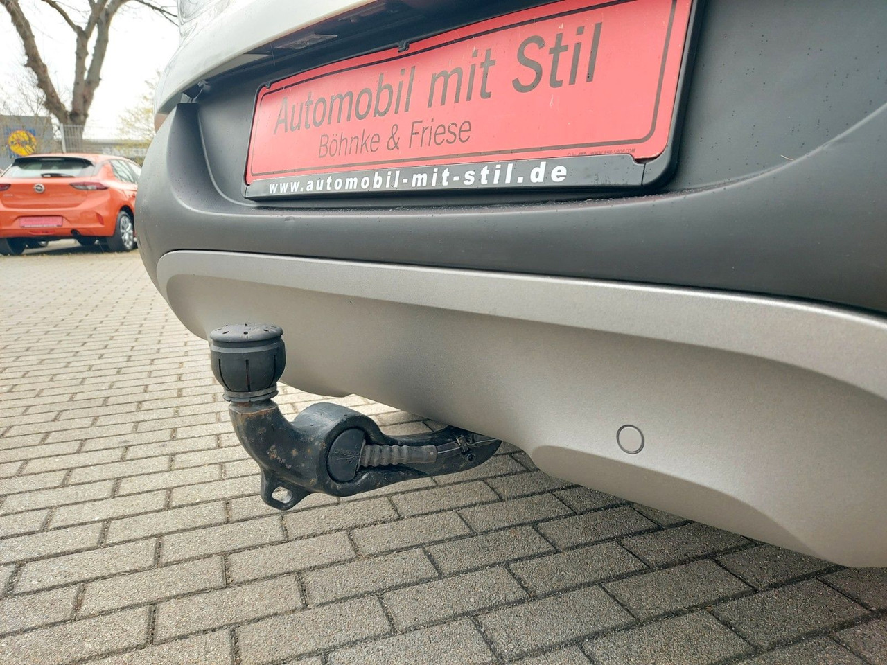 Renault Kadjar XMOD Klima Leder Navi Assist Sitzheiz.LED - Terepjáró/ SUV: 2 kép. Renault Kadjar XMOD Klima Leder Navi Assist Sitzheiz.LED - Terepjáró/ SUV: 2 kép.