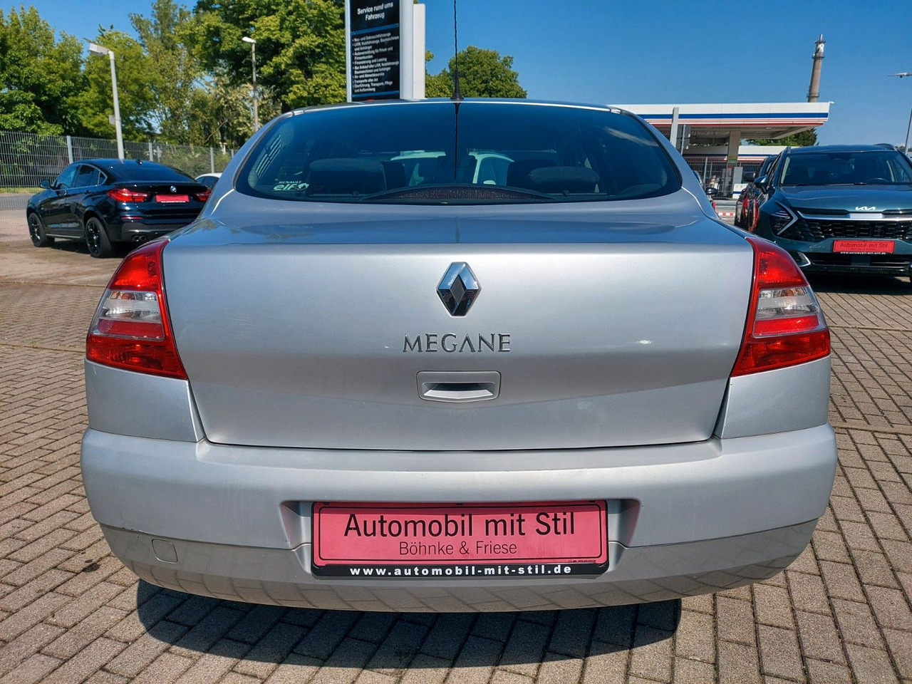 Renault Megane II Classic Lim. Avantage Klima Allwetter - Szedán: 4 kép. Renault Megane II Classic Lim. Avantage Klima Allwetter - Szedán: 4 kép.
