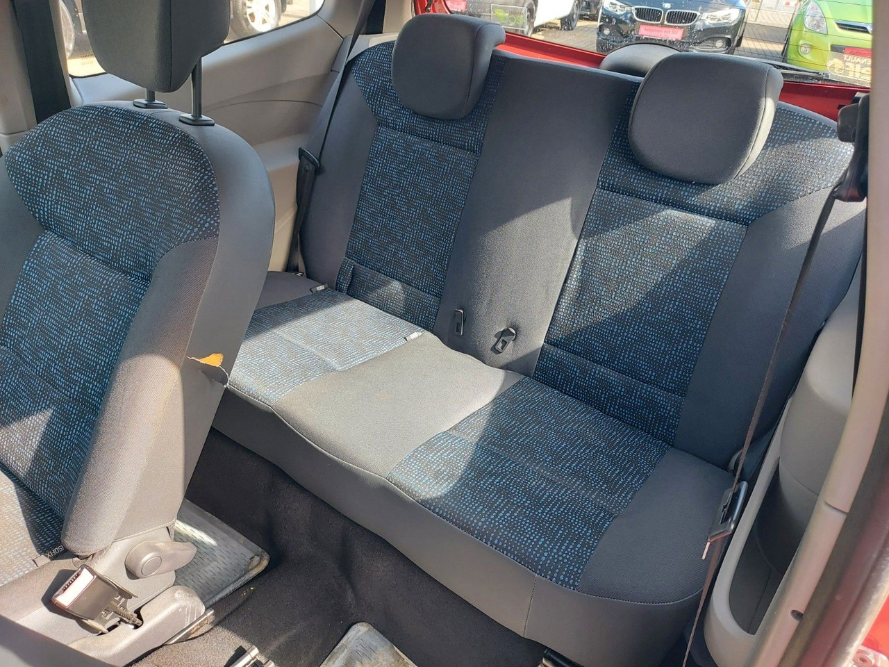 Autó Renault Twingo Authentique DAB nur 37000km: 16 kép. Autó Renault Twingo Authentique DAB nur 37000km: 16 kép.