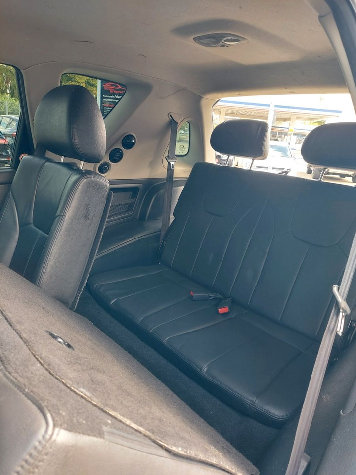 Ssangyong REXTON Rexton II Automatik 7 Sitze Leder 4x4 - Terepjáró/ SUV: 3 kép. Ssangyong REXTON Rexton II Automatik 7 Sitze Leder 4x4 - Terepjáró/ SUV: 3 kép.