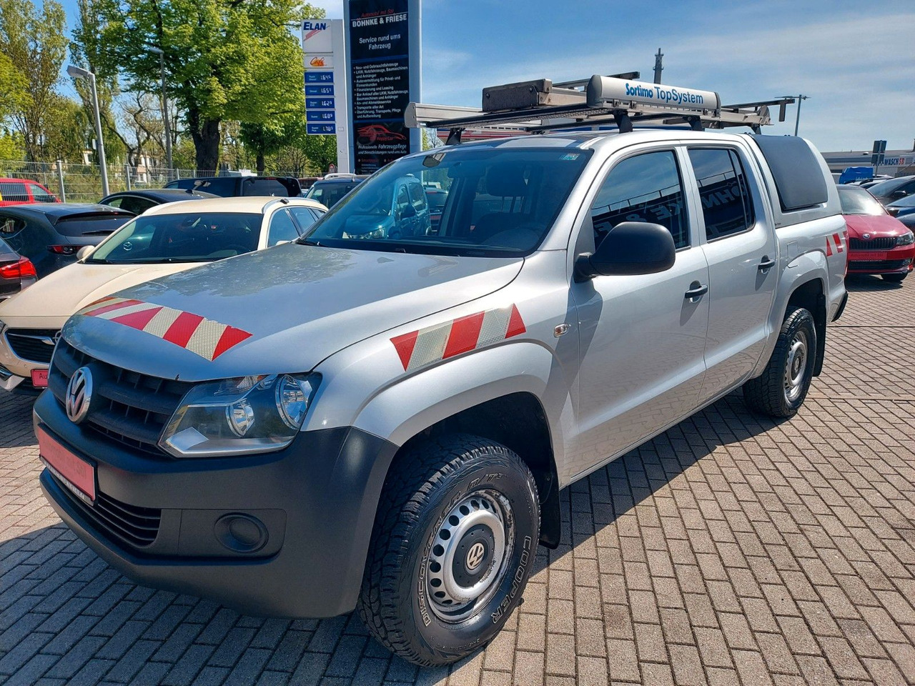 Volkswagen Amarok Basis DoubleCab KLIMA HARD TOP 4X4 ALLRAD - Terepjáró/ SUV: 5 kép. Volkswagen Amarok Basis DoubleCab KLIMA HARD TOP 4X4 ALLRAD - Terepjáró/ SUV: 5 kép.