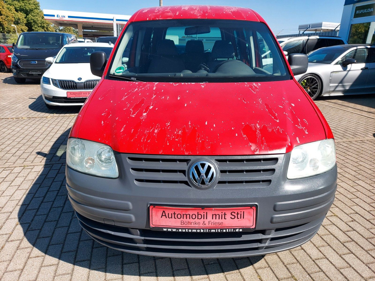 Volkswagen Caddy Kombi 1.9 TDi 5 Sitze Klima M+S AHK - Kisbusz: 3 kép. Volkswagen Caddy Kombi 1.9 TDi 5 Sitze Klima M+S AHK - Kisbusz: 3 kép.