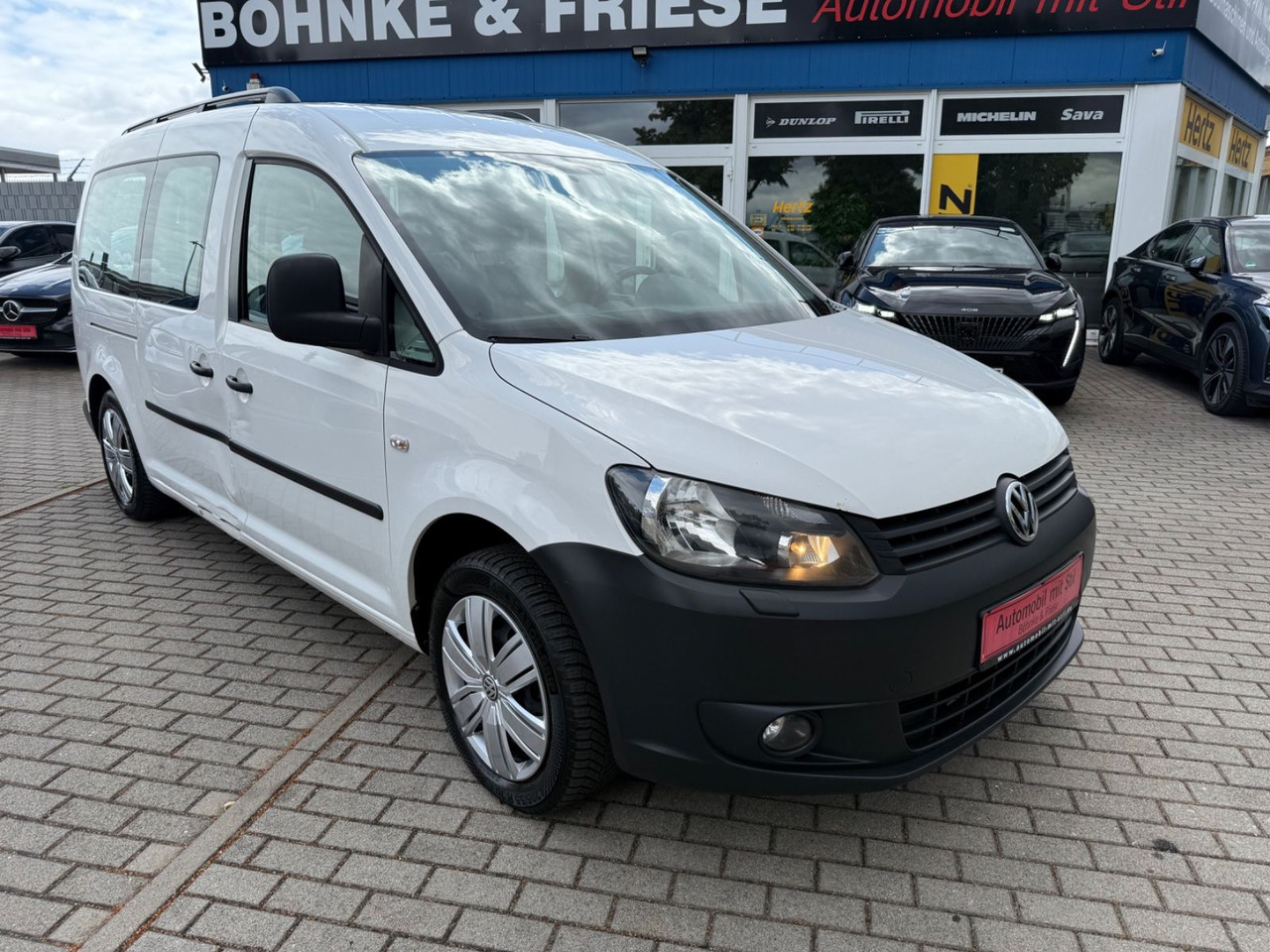 Volkswagen Caddy Maxi KastenKombi 5 SITZER KLIMAA SHZ AHK - Kisbusz: 2 kép. Volkswagen Caddy Maxi KastenKombi 5 SITZER KLIMAA SHZ AHK - Kisbusz: 2 kép.