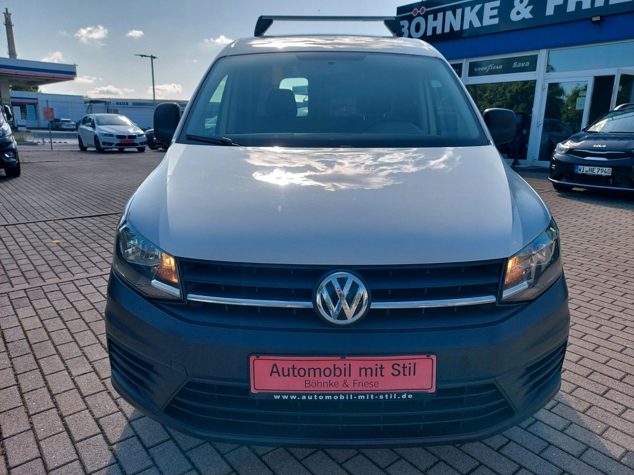 Volkswagen Caddy Nfz Kasten Klima 2 Sitze Bluetooth - Kisbusz: 3 kép. Volkswagen Caddy Nfz Kasten Klima 2 Sitze Bluetooth - Kisbusz: 3 kép.