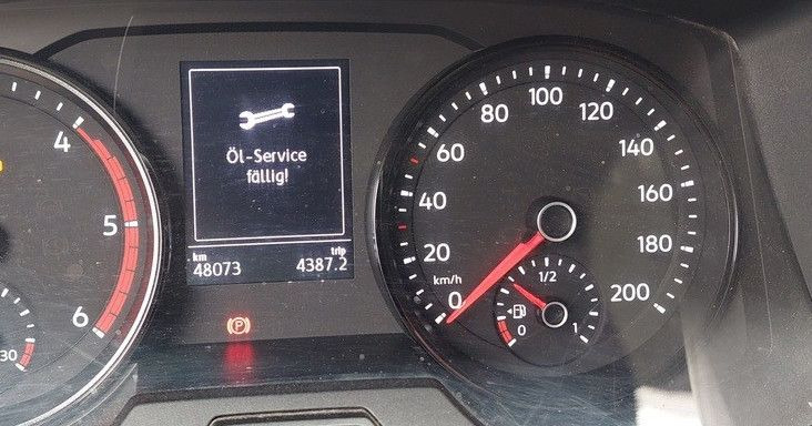 Kisbusz Volkswagen Crafter Kasten 35 M Lang Hochdach DSG LED AHK: 12 kép.