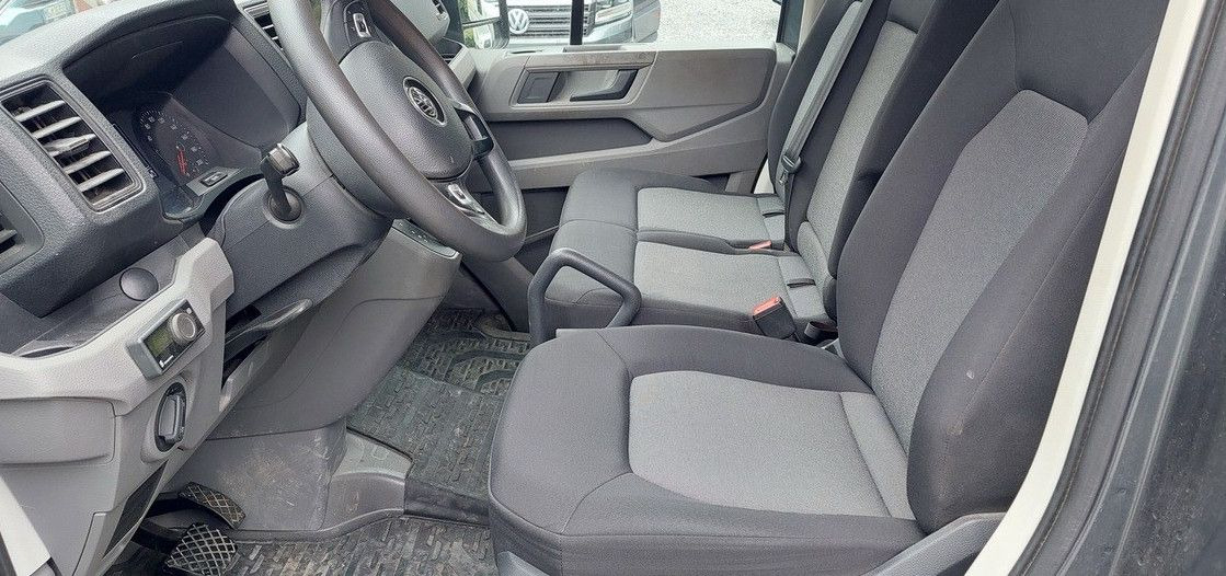 Kisbusz Volkswagen Crafter Kasten 35 M Lang Hochdach DSG LED AHK: 7 kép.