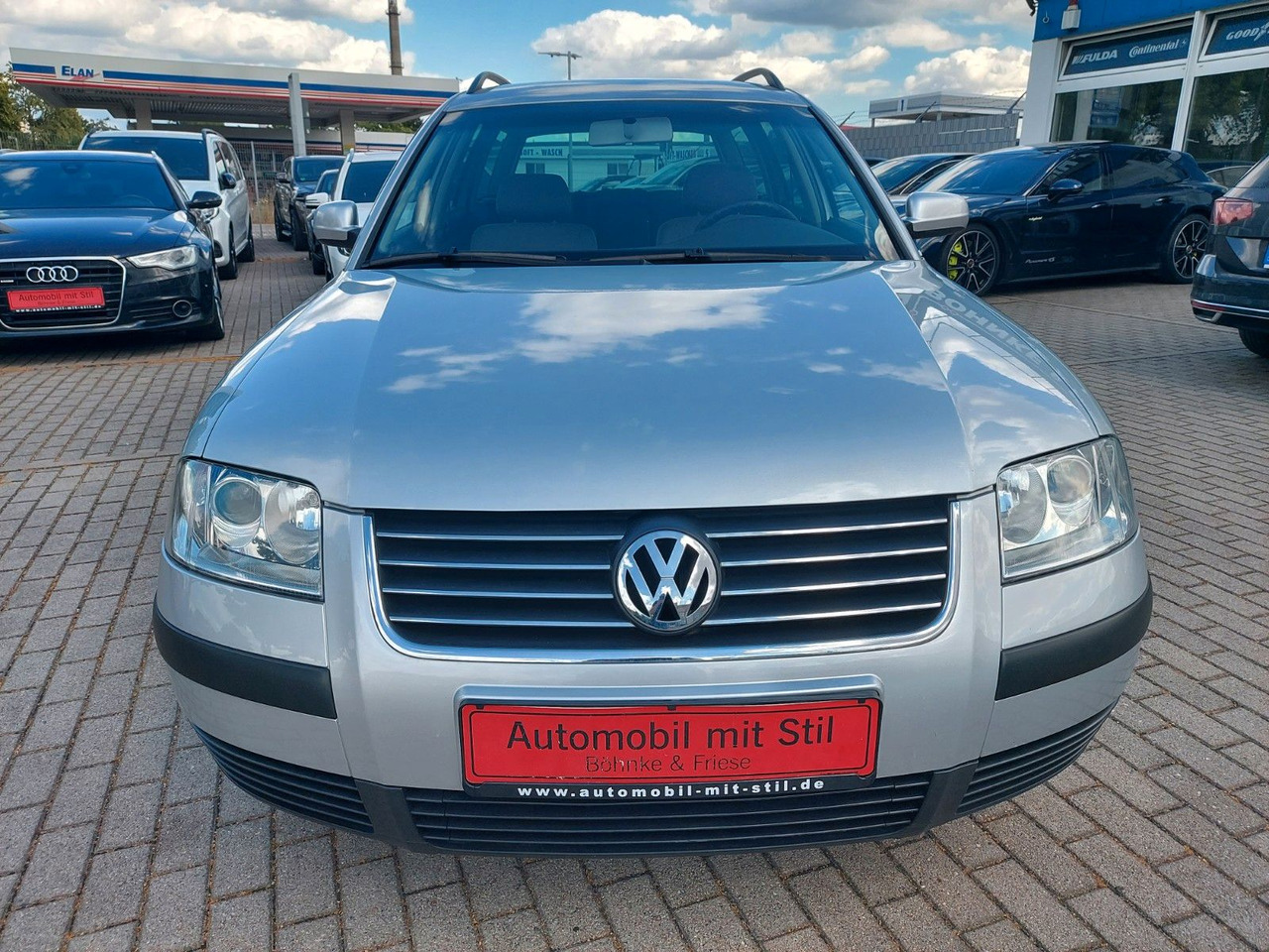 Volkswagen Passat Variant Family Klima Sitzheizung - Kombi: 2 kép. Volkswagen Passat Variant Family Klima Sitzheizung - Kombi: 2 kép.
