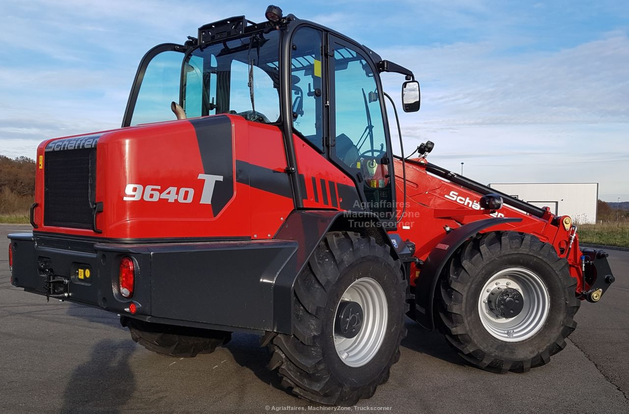 Schäffer 9640 T-2 mit Kabine - Derékcsuklós rakodó: 4 kép. Schäffer 9640 T-2 mit Kabine - Derékcsuklós rakodó: 4 kép.