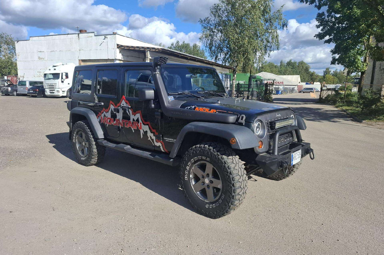 Jeep Wrangler - Terepjáró/ SUV: 1 kép. Jeep Wrangler - Terepjáró/ SUV: 1 kép.
