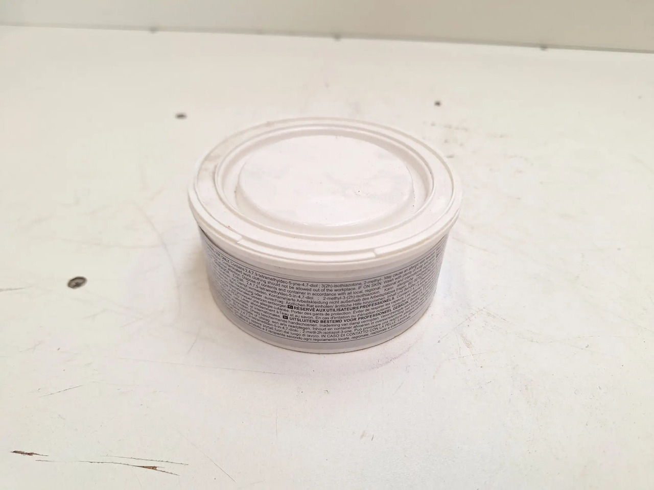 1 Dose Standoblue (Standox) - Garázs felszerelés: 2 kép. 1 Dose Standoblue (Standox) - Garázs felszerelés: 2 kép.