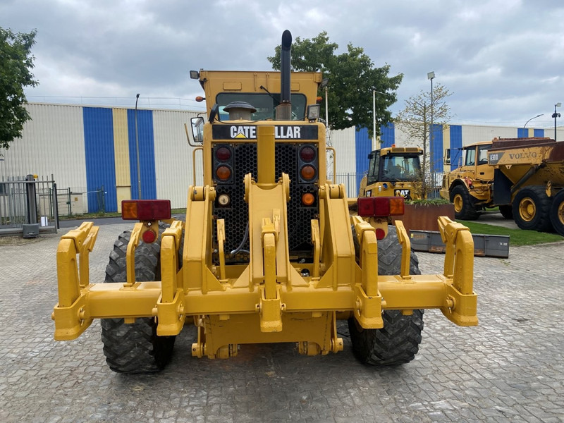 Caterpillar 140 G NVT - Gréder: 5 kép. Caterpillar 140 G NVT - Gréder: 5 kép.