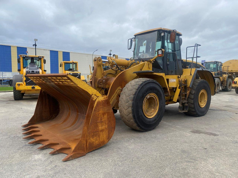 Caterpillar 966G serie 2 NVT - Gumikerekes homlokrakodó: 1 kép. Caterpillar 966G serie 2 NVT - Gumikerekes homlokrakodó: 1 kép.