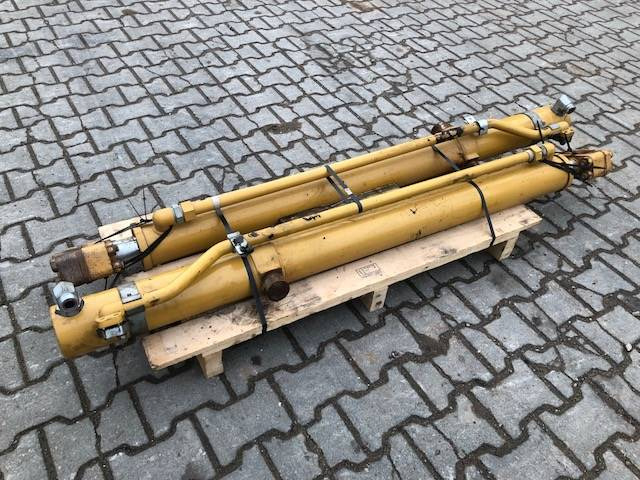 Caterpillar D6 R/T Lift Cilinder OEM 2274008/2274007 - Hidraulika: 4 kép. Caterpillar D6 R/T Lift Cilinder OEM 2274008/2274007 - Hidraulika: 4 kép.