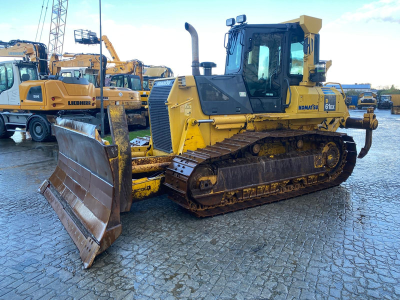 Komatsu D61EX-15 NVT - Buldózer: 1 kép. Komatsu D61EX-15 NVT - Buldózer: 1 kép.