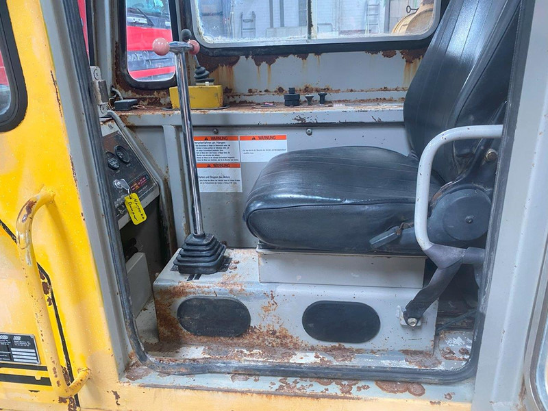 Morooka MST 600e swivel crawler dumper NVT - Dömper: 3 kép. Morooka MST 600e swivel crawler dumper NVT - Dömper: 3 kép.